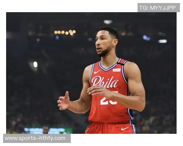 西蒙斯强调高强度防守是绿军标准努力融入球队防守体系 西蒙斯强调高强度防守是绿军标准努力融入球队防守体系