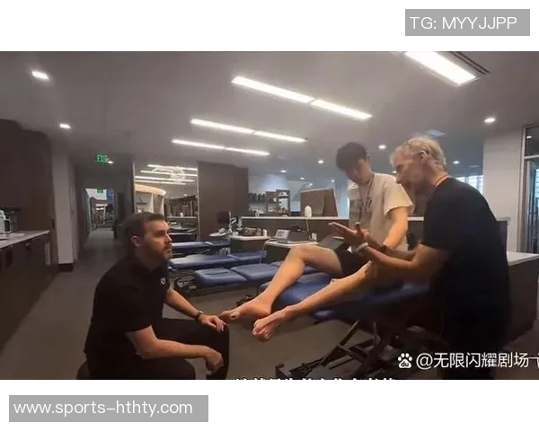 球队主持人杨瀚森与姚明的独特之处及其在篮球场上的不同表现分析 球队主持人杨瀚森与姚明的独特之处及其在篮球场上的不同表现分析