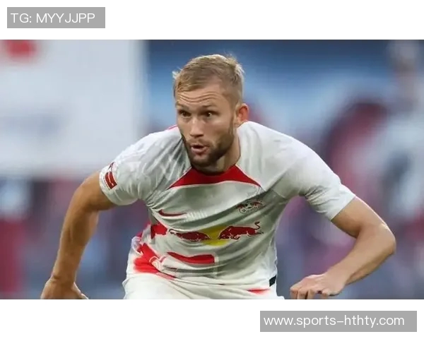 拜仁发布客战门兴海报乌尔比希与莱默尔共同亮相展现团队精神 拜仁发布客战门兴海报乌尔比希与莱默尔共同亮相展现团队精神