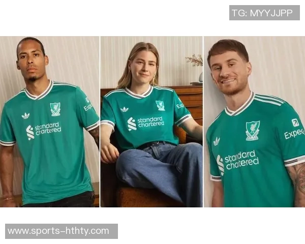 利物浦推出全黑复刻球衣向1995-96赛季客场球衣致敬 利物浦推出全黑复刻球衣向1995-96赛季客场球衣致敬