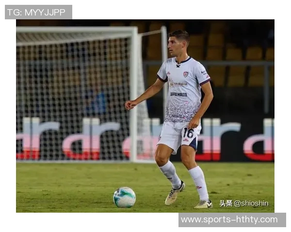 21岁凯恩欧联杯戴帽后意外当门将黄油手失误丢掉一球引热议 21岁凯恩欧联杯戴帽后意外当门将黄油手失误丢掉一球引热议