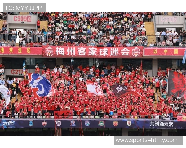 收官战首发感谢球迷一年来的支持与陪伴期待未来再相聚 收官战首发感谢球迷一年来的支持与陪伴期待未来再相聚