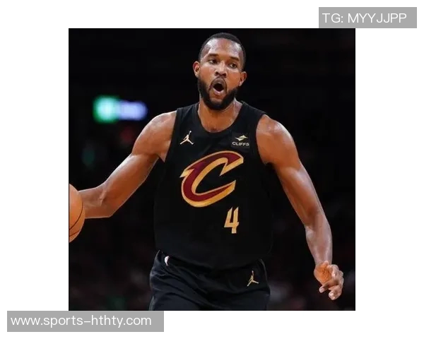 莫布里虽砍下23分10板5助5帽却难救主球队无力回天三分命中率高达57 莫布里虽砍下23分10板5助5帽却难救主球队无力回天三分命中率高达57