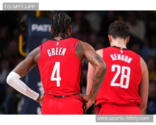 双塔组合强势出击火箭对决鹈鹕先发阵容解析 双塔组合强势出击火箭对决鹈鹕先发阵容解析